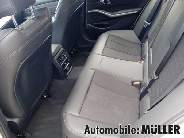 BMW 318 d Touring*AHK*Sitzheizung*LED*DAB*Tempomat*PDC*