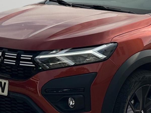 Dacia Jogger Expression Hybrid 140 7-Sitzer  !FULL-SERVICE!*Klimaautomatik*Sicherheitsnetz*Carplay*uvm.