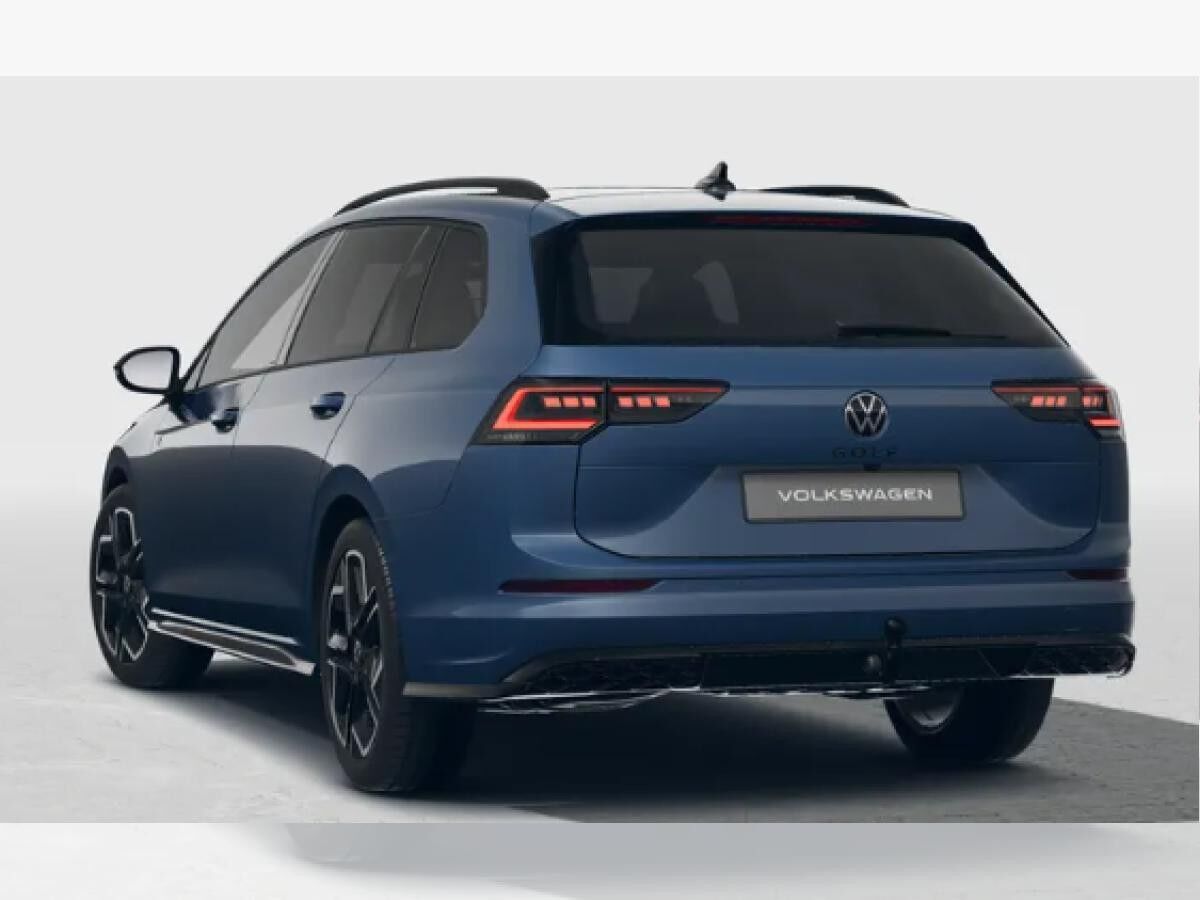 Volkswagen Golf Variant R-Line 1.5 eTSI 150PS *BLACK STYLE*MATRIX*AHK*PANO*STANDHZG*KEYLESS*51.710€*