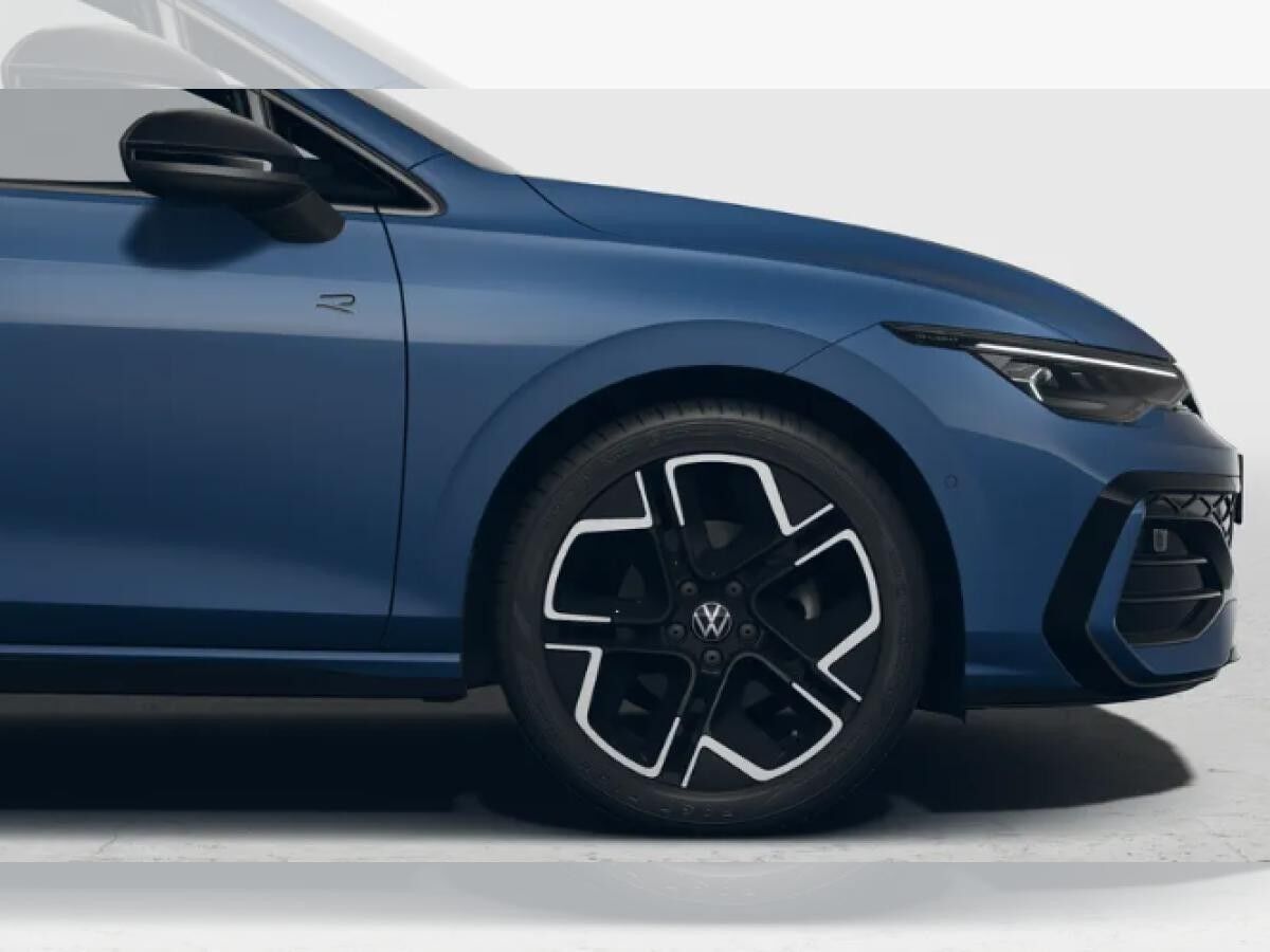 Volkswagen Golf Variant R-Line 1.5 eTSI 150PS *BLACK STYLE*MATRIX*AHK*PANO*STANDHZG*KEYLESS*51.710€*