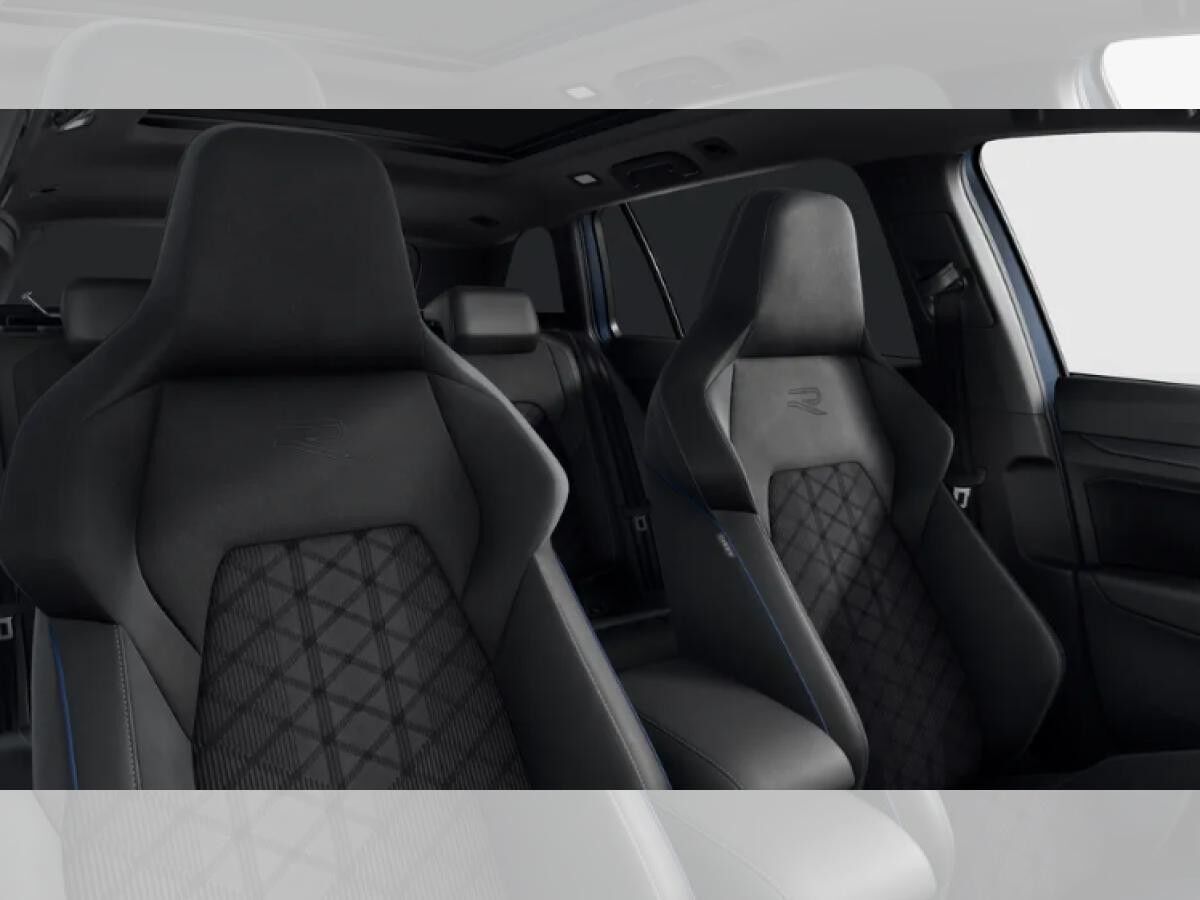 Volkswagen Golf Variant R-Line 1.5 eTSI 150PS *BLACK STYLE*MATRIX*AHK*PANO*STANDHZG*KEYLESS*51.710€*