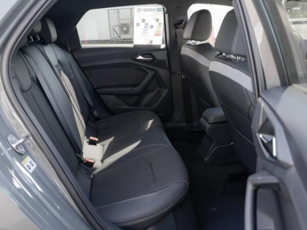 Audi A1 Sportback 	 2 x S line ACC LED Navi Klima virtual privacy