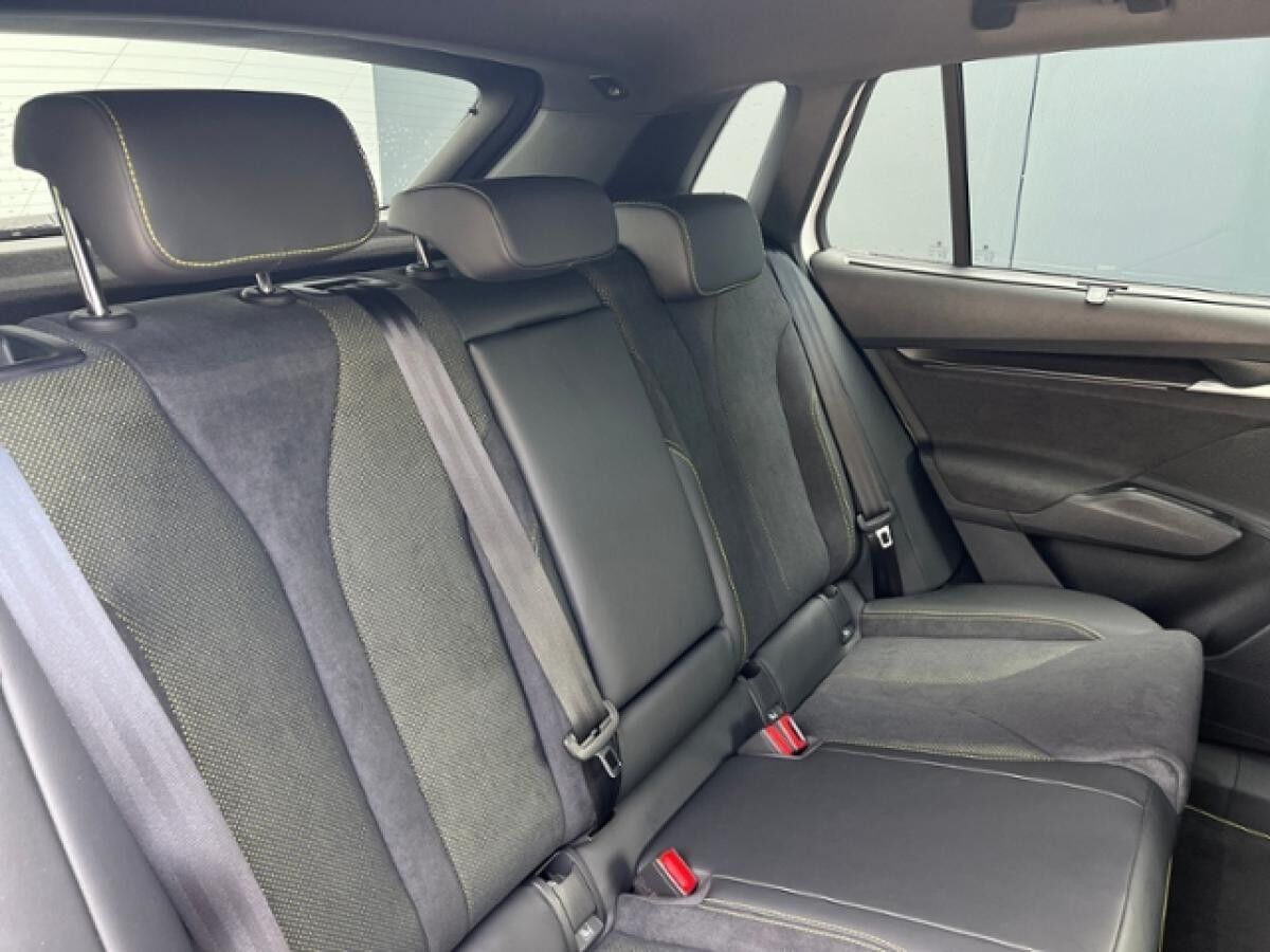 Skoda Elroq RS 4x4 *Matrix-LED, AHK, 21'-LM*