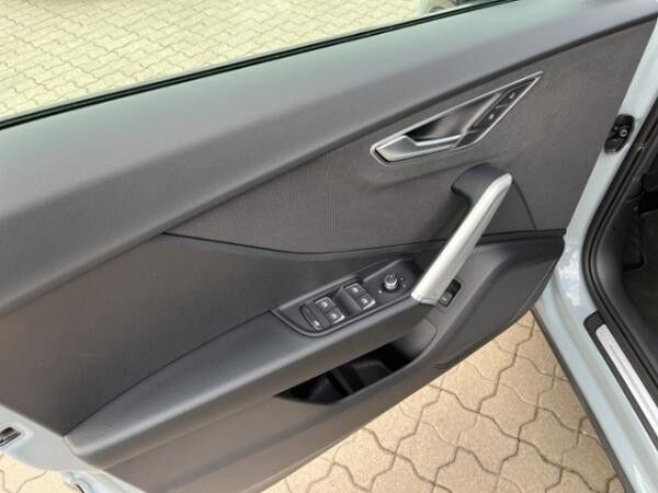 Audi Q2 35 TDI ADVANCED+NAVI+AHK+EPH+LED