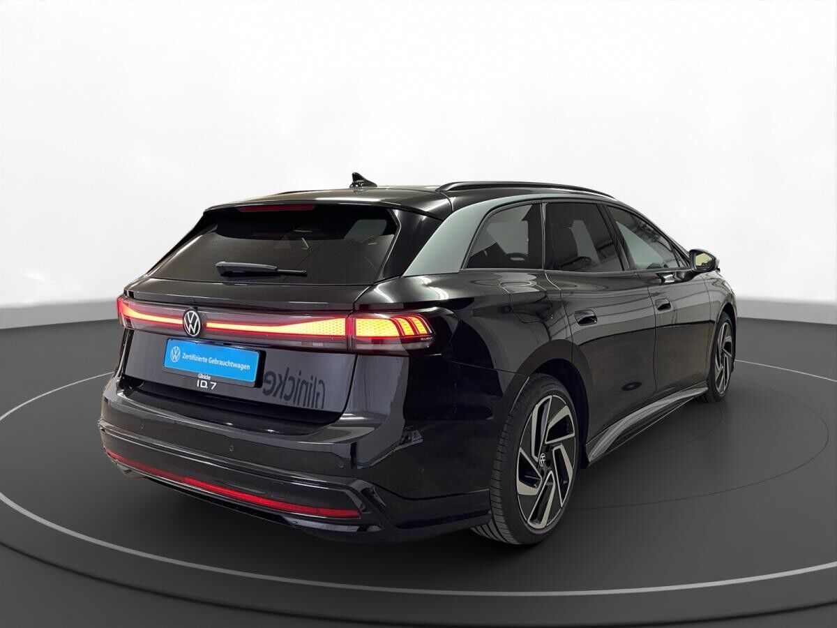 Volkswagen ID.7 Tourer Pro AHK LED LM 20" Navi Head-Up ACC