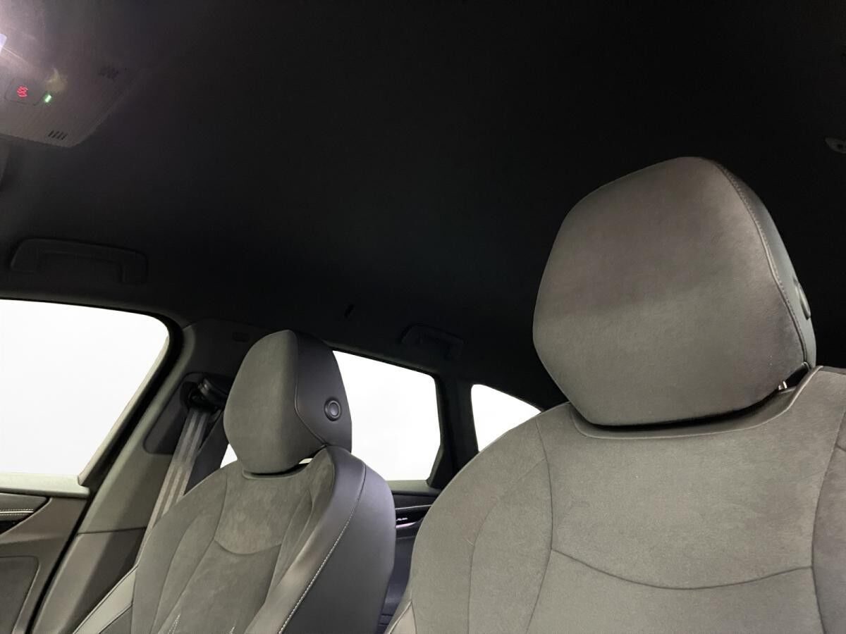 Volkswagen ID.7 Tourer Pro AHK LED LM 20" Navi Head-Up ACC