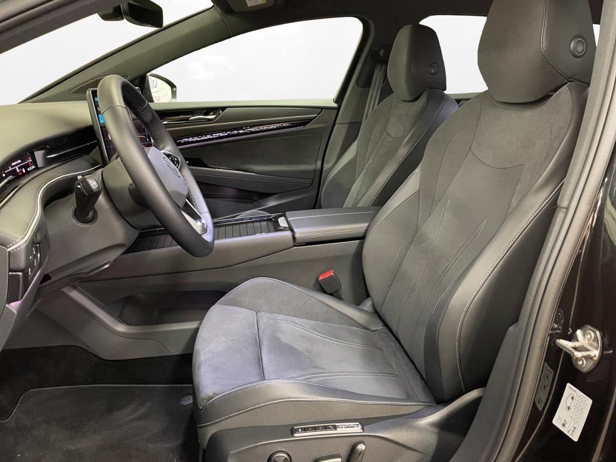 Volkswagen ID.7 Tourer Pro AHK LED LM 20" Navi Head-Up ACC