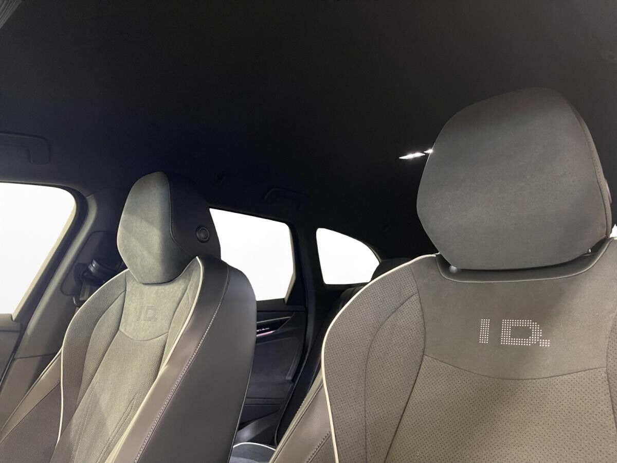 Volkswagen ID.7 Tourer Pro LED LM 20" Navi ACC Head-Up 360°