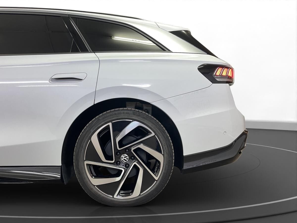 Volkswagen ID.7 Tourer Pro LED LM 20" Navi ACC Head-Up 360°