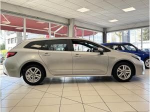 Suzuki Swace Ihr zuverlässiger Partner für jede Fahrt. Komfort und Effizienz vereint!