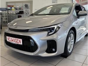 Suzuki Swace Ihr zuverlässiger Partner für jede Fahrt. Komfort und Effizienz vereint!