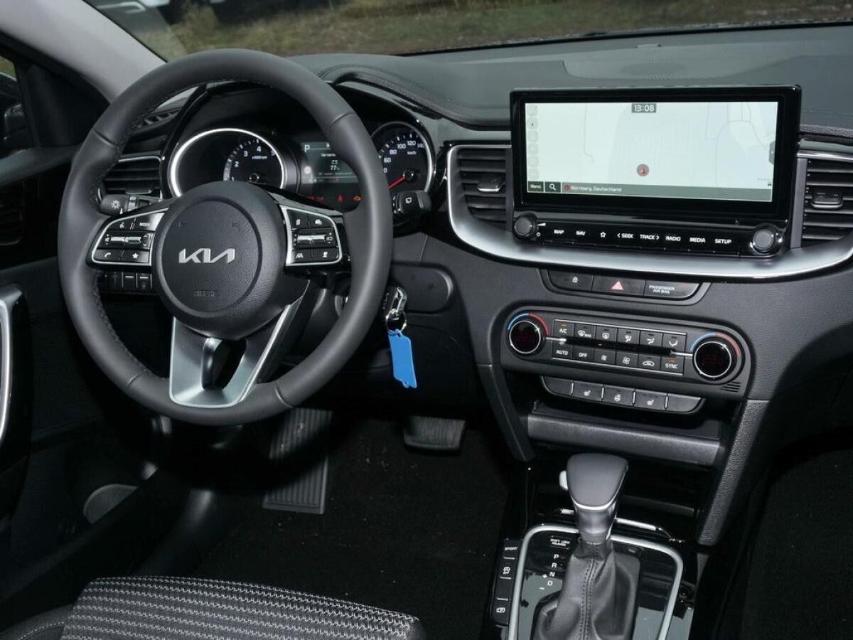 Kia Ceed SW Ceed Sportswagon 1.5T DCT7 VISION KOMFORT+ NAVI