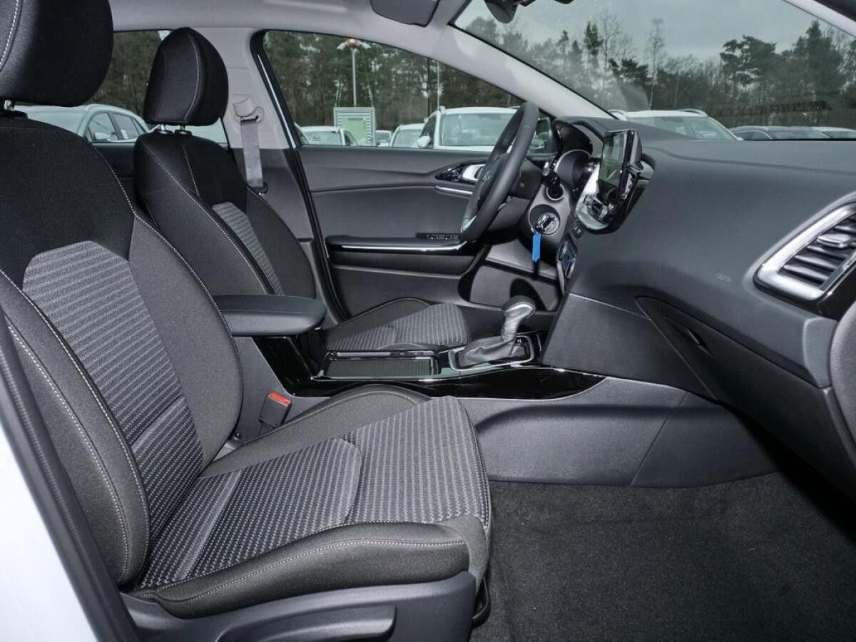 Kia Ceed SW Ceed Sportswagon 1.5T DCT7 VISION KOMFORT+ NAVI