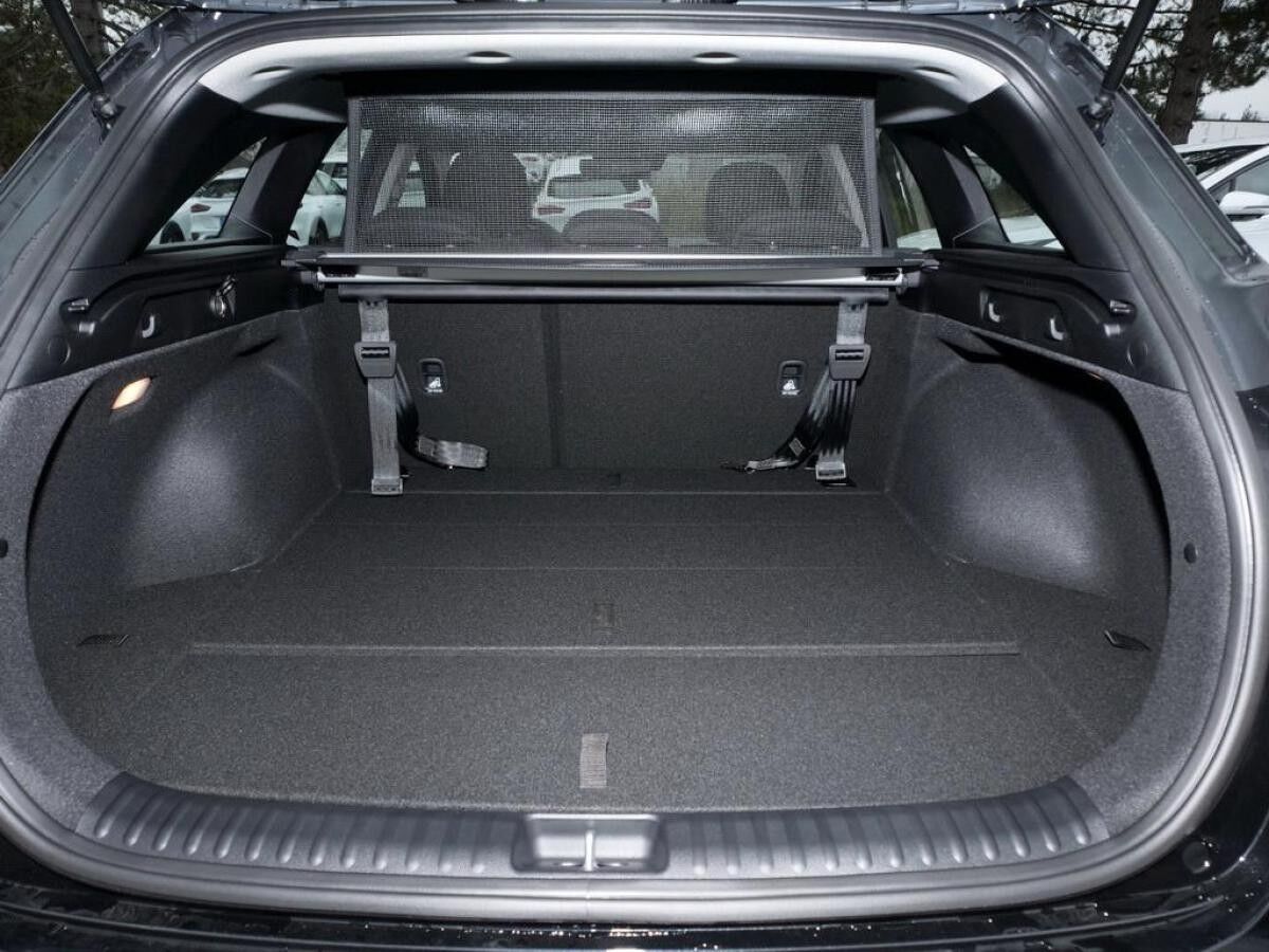 Kia Ceed SW Ceed Sportswagon 1.5T DCT7 VISION KOMFORT+ NAVI