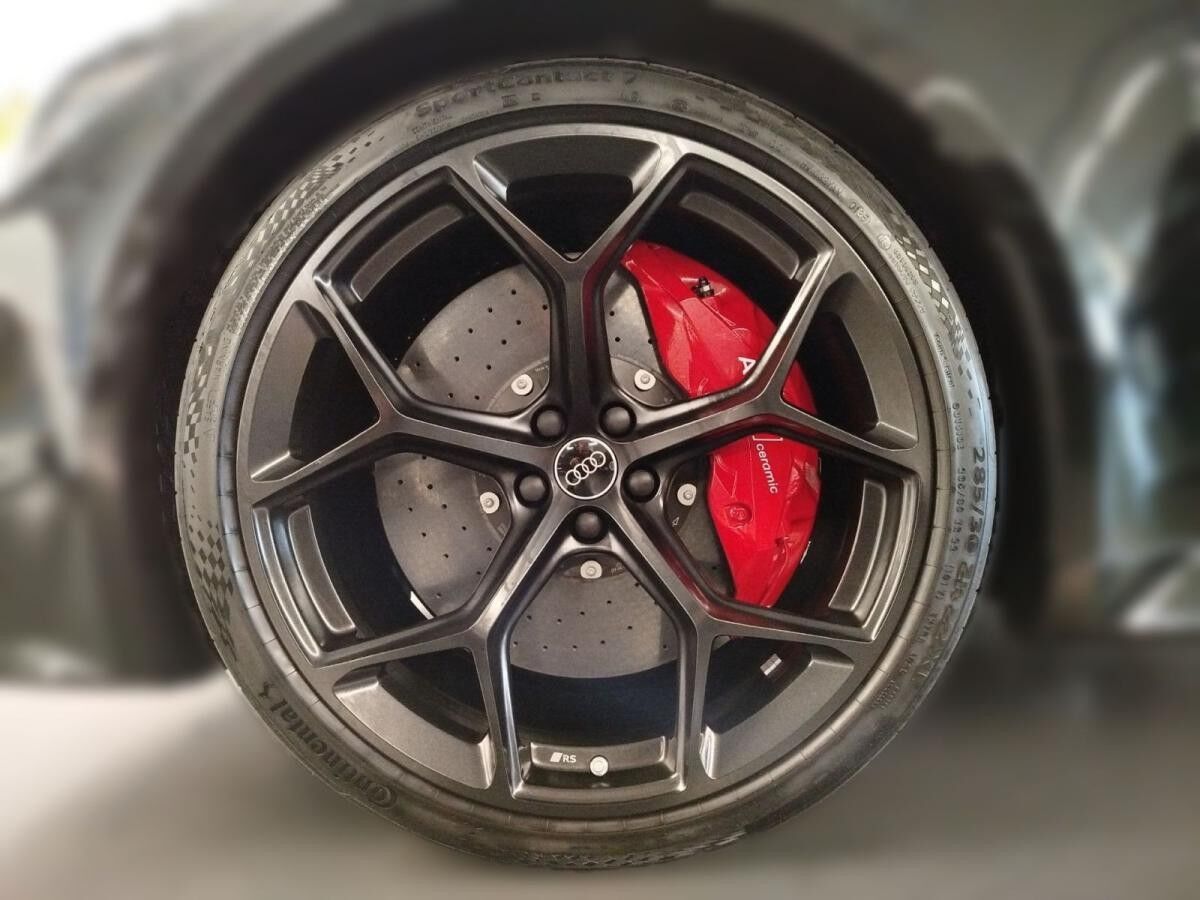 Audi RS6 Avant performance tiptronic HD Matrix-LED RS-Sportabgasanlage Standheizung