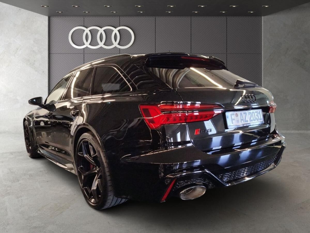 Audi RS6 Avant performance tiptronic HD Matrix-LED RS-Sportabgasanlage Standheizung