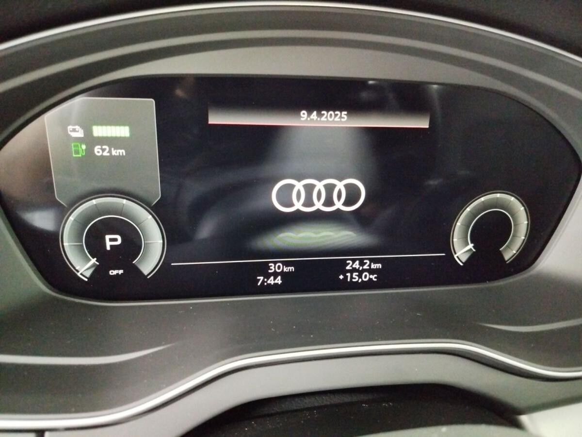Audi Q5 50 TFSI e quattro S tronic S line LED Navi Tempomat DAB VC