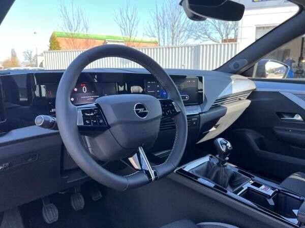 Opel Astra L Sports Tourer