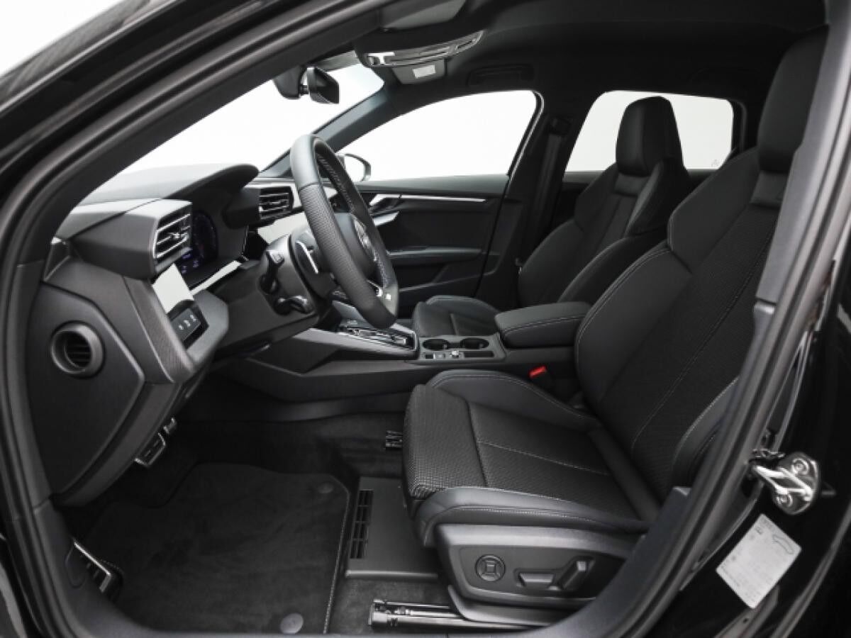 Audi A3 Sportback advanced 35 TFSI Mod25 Matrix ACC Navi