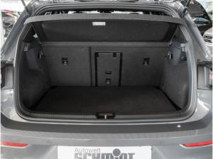 Volkswagen Golf VIII 2,0 TSI DSG GTI Black Style ACC DCC Matrix Kamera