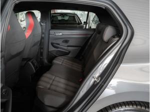 Volkswagen Golf VIII 2,0 TSI DSG GTI Black Style ACC DCC Matrix Kamera