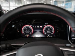 Volkswagen Golf VIII 2,0 TSI DSG GTI Black Style ACC DCC Matrix Kamera