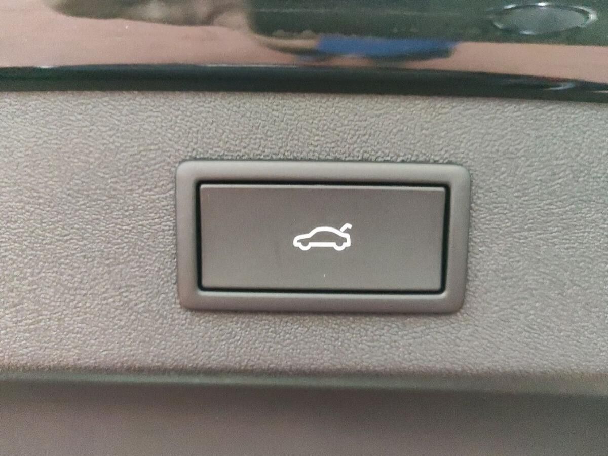 Skoda ENYAQ Coupe 85 Sportline ELEKTRO AHK NAVI LED