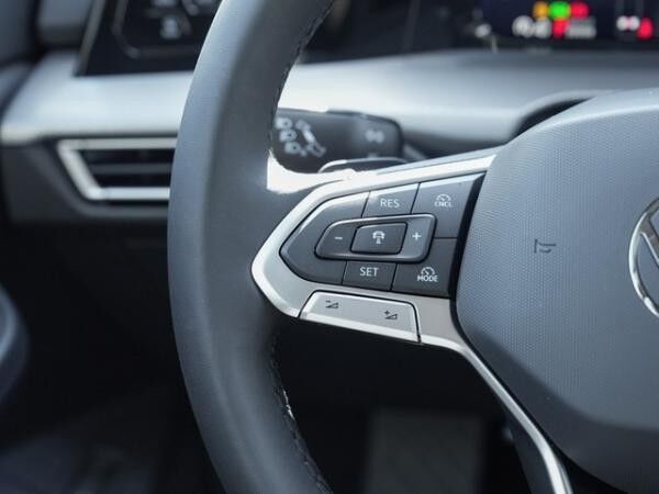 Volkswagen Golf Style 1,5l eHybrid OPF DSG / VLW