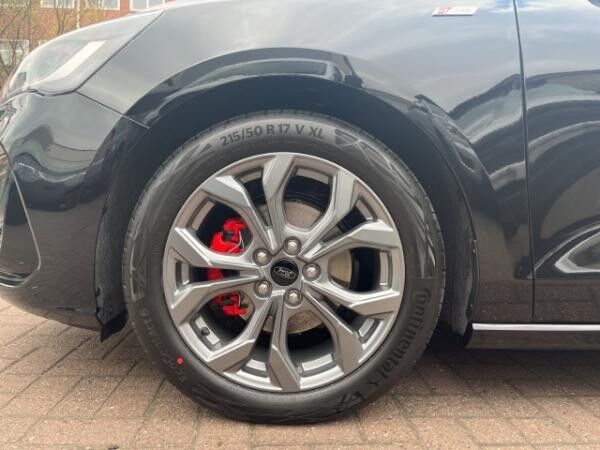 Ford Focus ST-Line 1.0 EB M-Hybrid 125PS LED ACC CarPlay Alu Kamera