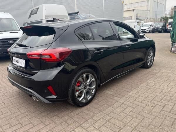 Ford Focus ST-Line 1.0 EB M-Hybrid 125PS LED ACC CarPlay Alu Kamera