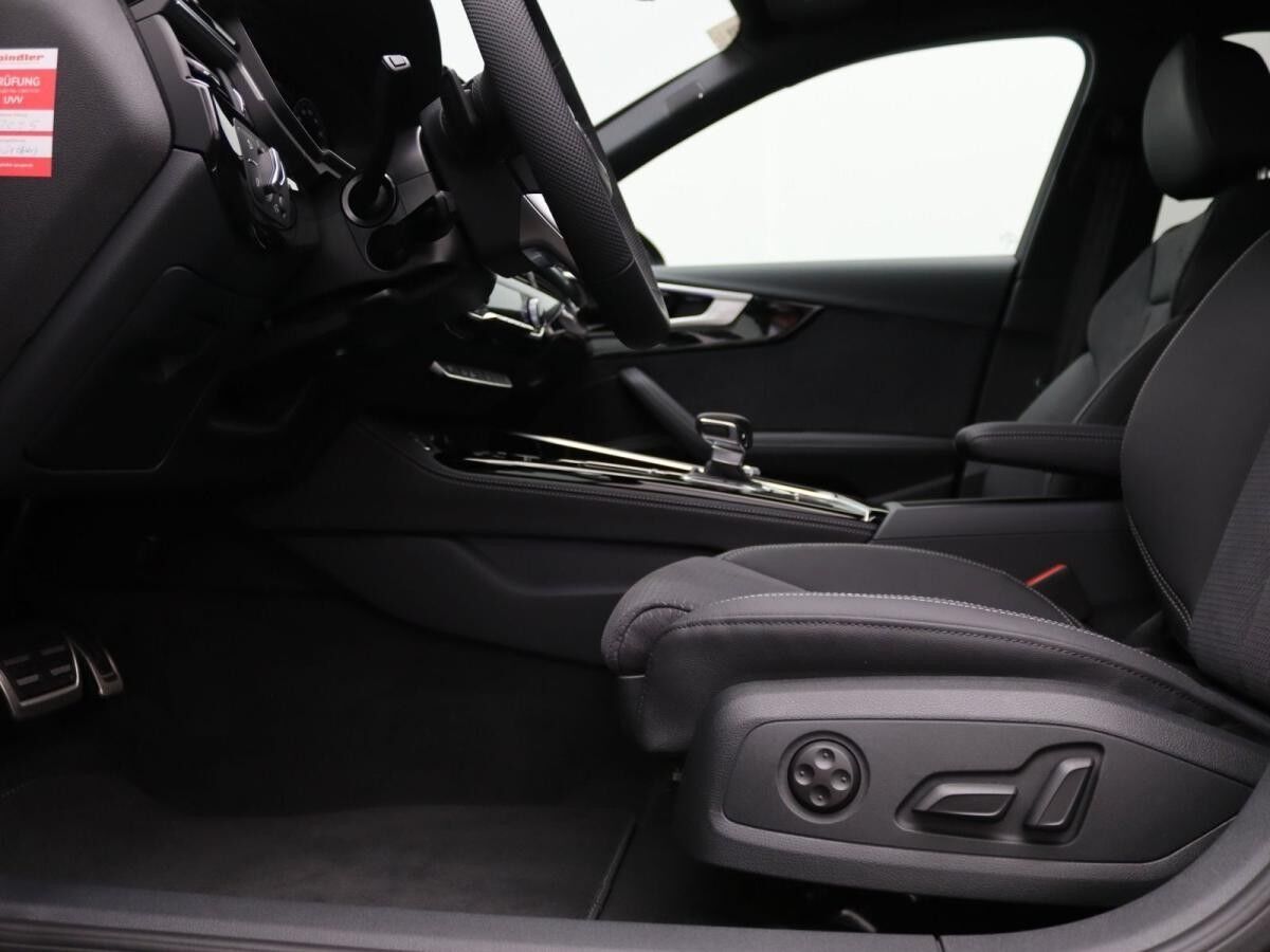 Audi A4 Avant competition edition 40TFSI quattro/ AHK