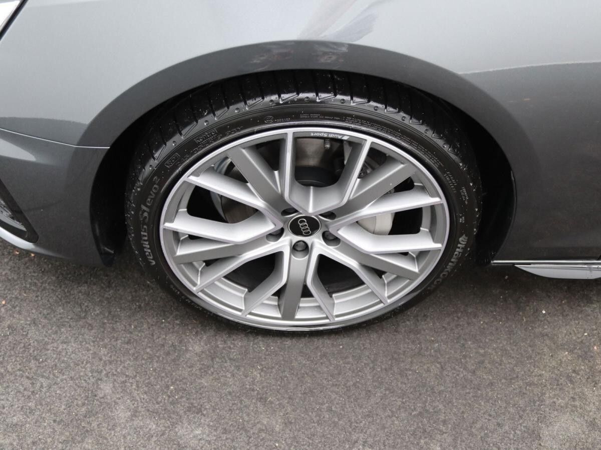 Audi A4 Avant competition edition 40TFSI quattro/ AHK