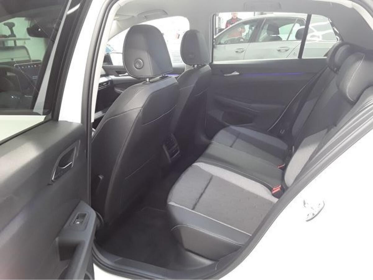 Volkswagen Golf VIII GOAL 1.5 TSI LED NAVI KAMERA KEYLESS