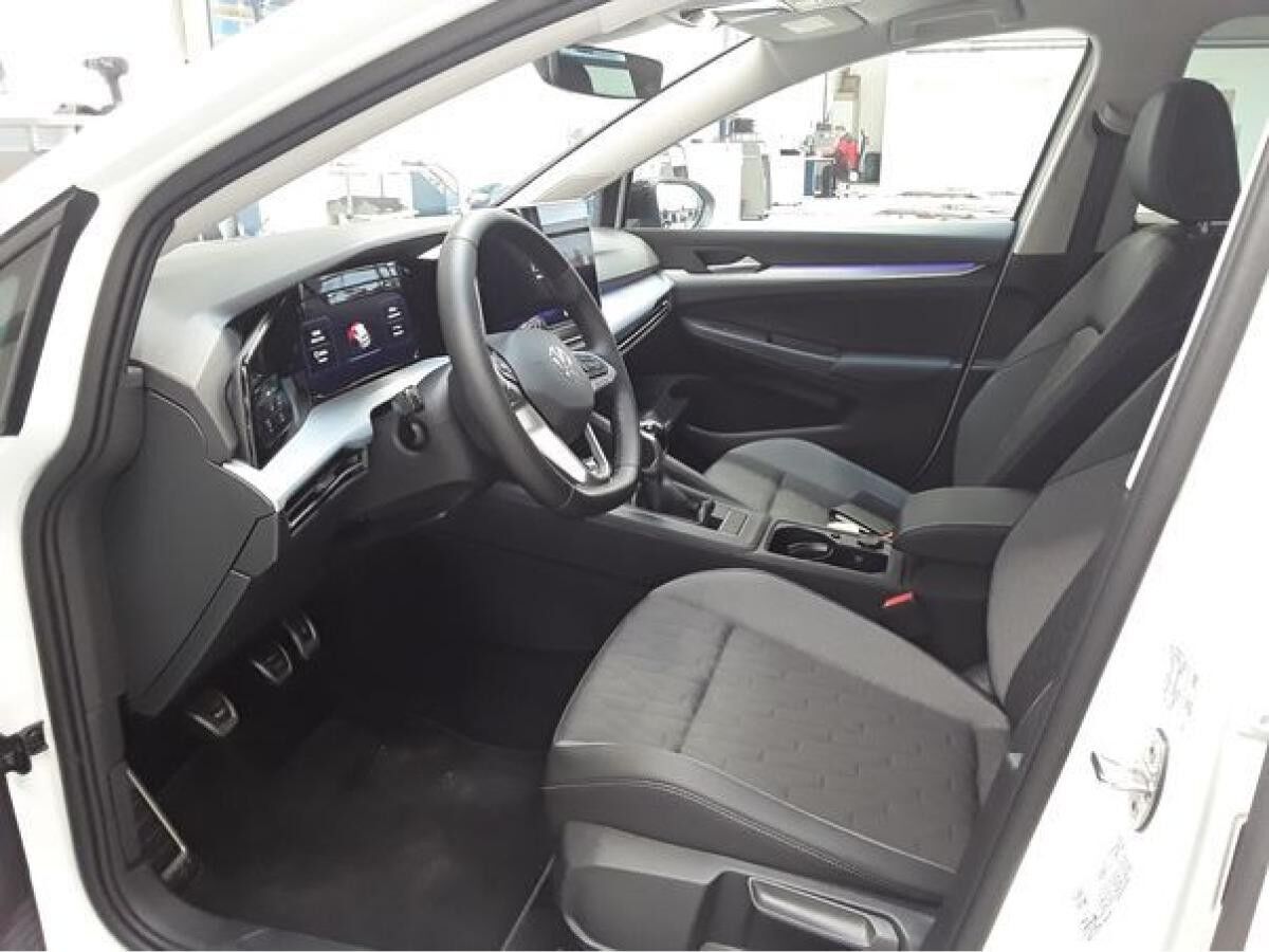 Volkswagen Golf VIII GOAL 1.5 TSI LED NAVI KAMERA KEYLESS