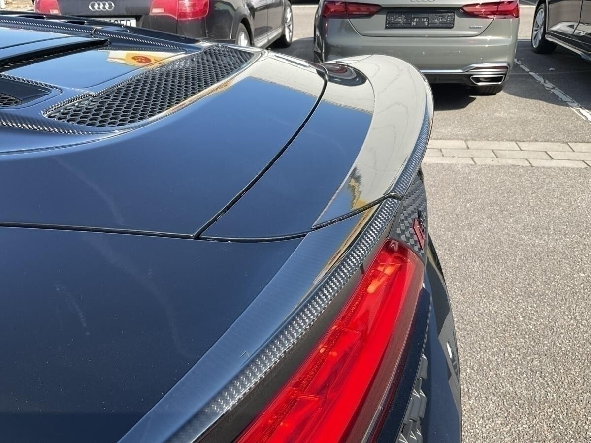 Audi R8 Spyder V10 performance qu. S tronic Keramik