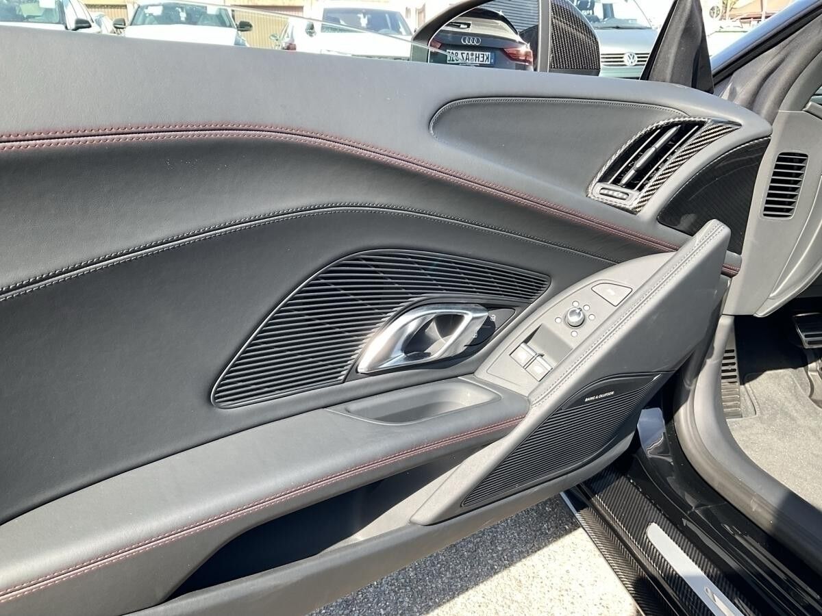 Audi R8 Spyder V10 performance qu. S tronic Keramik
