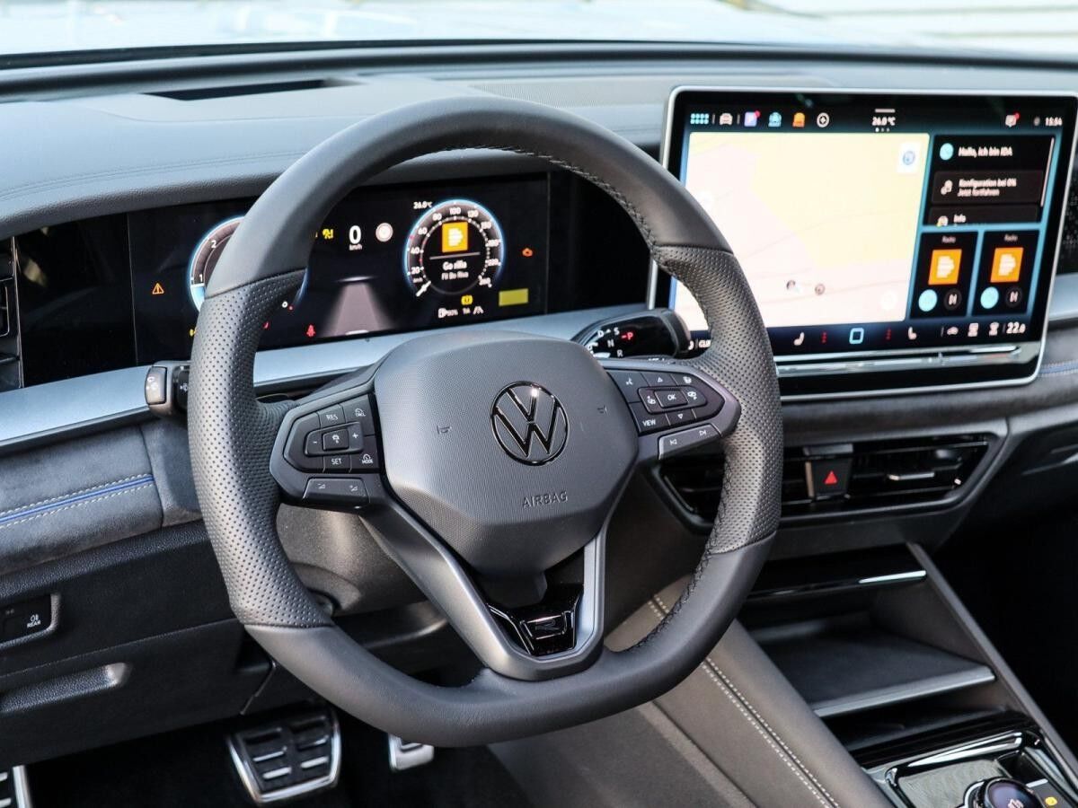 Volkswagen Tayron R-Line 2,0 l TDI SCR 4MOTION DSG AHK MATRIX BLACK STYLE