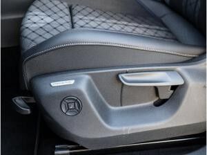 Volkswagen Tayron R-Line 2,0 l TDI SCR 4MOTION DSG AHK MATRIX BLACK STYLE