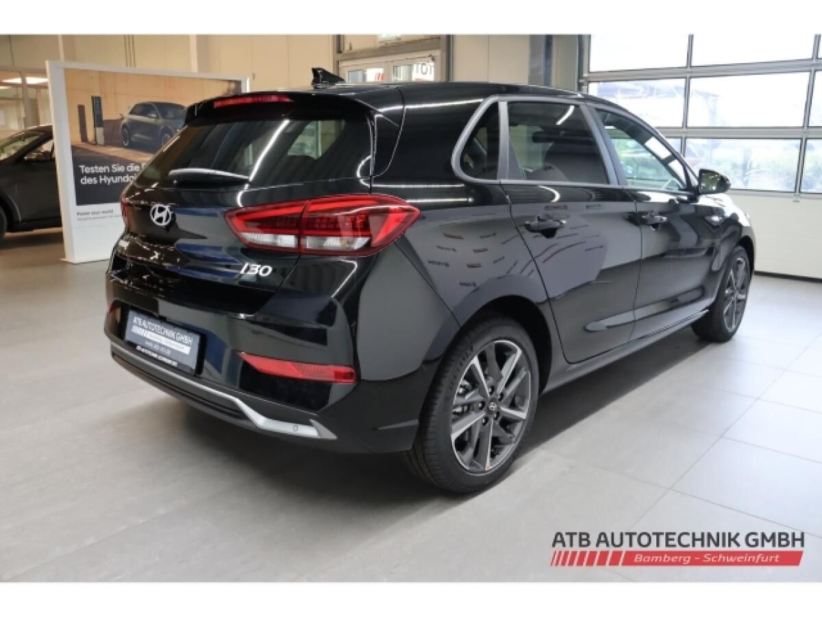 Hyundai i30 Advantage 1.5 T-GDi 48V DCT Navi LED Apple CarPlay