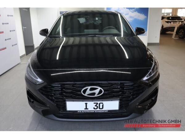 Hyundai i30 Advantage 1.0 T-GDi DCT Navi LED Apple CarPlay