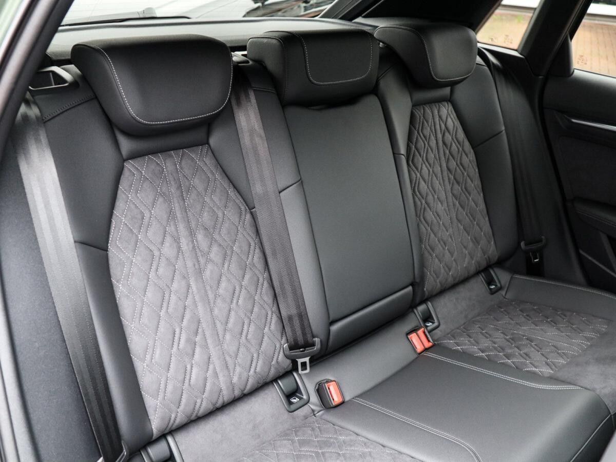 Audi A3 Sportback S line 45 TFSI e S tronic Audi A3 Sportback S line 45 TFSI e S tronic