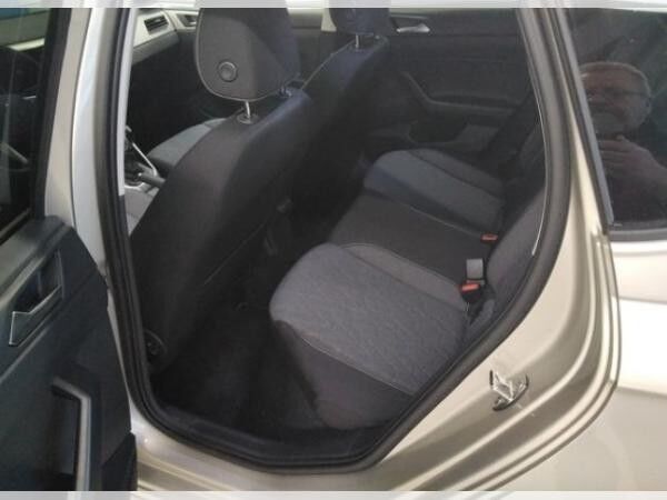 Volkswagen Polo 1,0 Move LED Tempomat AppConnect Parkpilot Alu Sitzheiz.