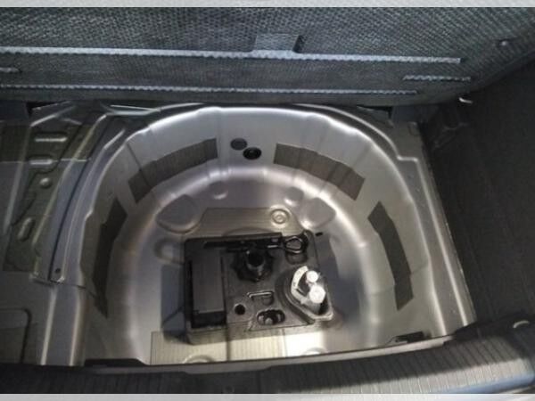 Volkswagen Polo 1,0 Move LED Tempomat AppConnect Parkpilot Alu Sitzheiz.