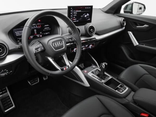 Audi SQ2 2.0 TFSI quattro Navi Matrix AHK ACC