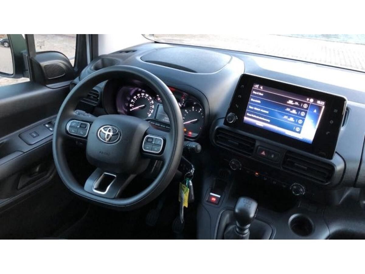 Toyota Proace City 1,5l D Meister L1*CAM*EPH*Temp*AppleCarplay*M+S