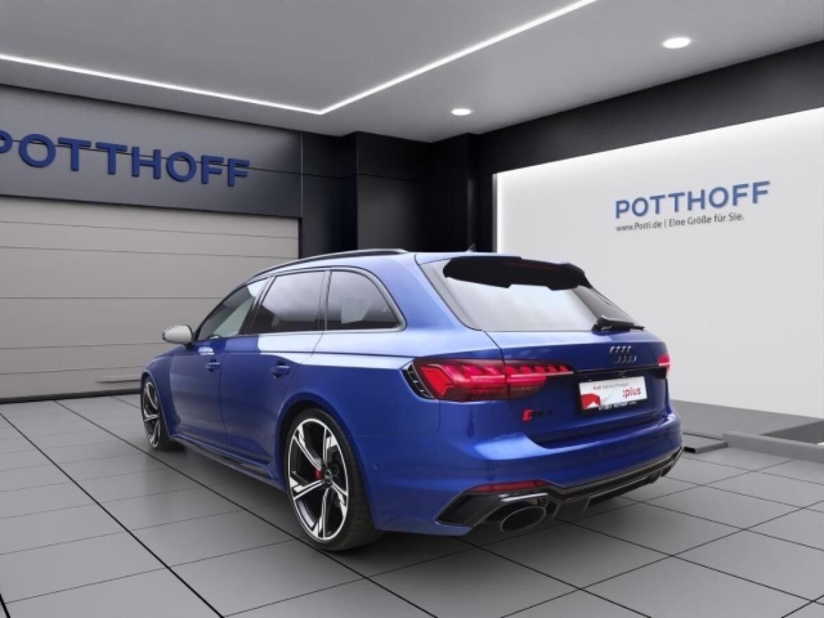 Audi RS4 Avant Q PANO NAVI+ MATRIX B&O HuD