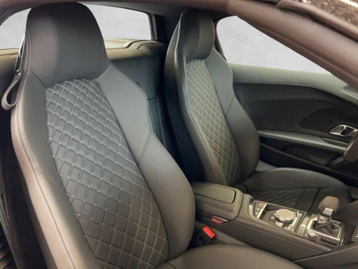 Audi R8 Spyder V10 performance quattro S tronic