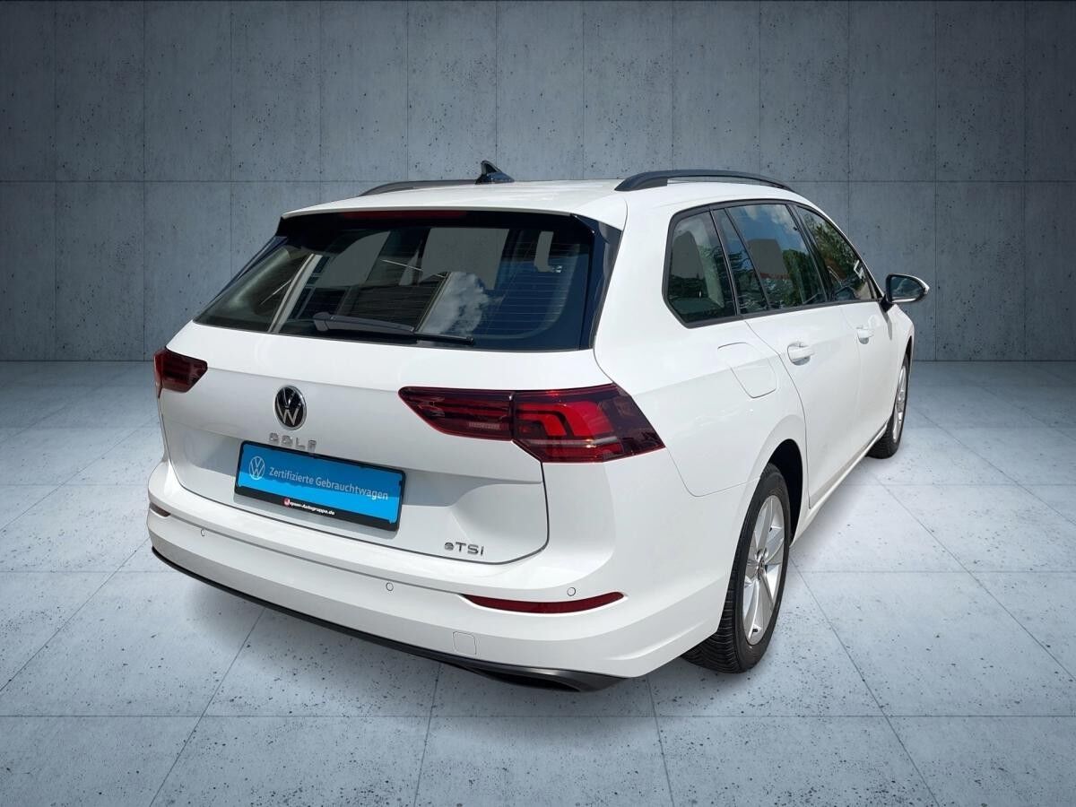 Volkswagen Golf Variant Life 1.5 TSI DSG R-KAMERA LED ACC