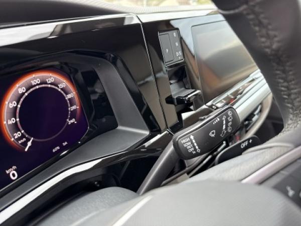 Volkswagen T7 Multivan Life TDi Standheizung/ Kamera