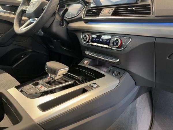 Audi SQ5 TDI Kamera AHK Matrix ACC Navi